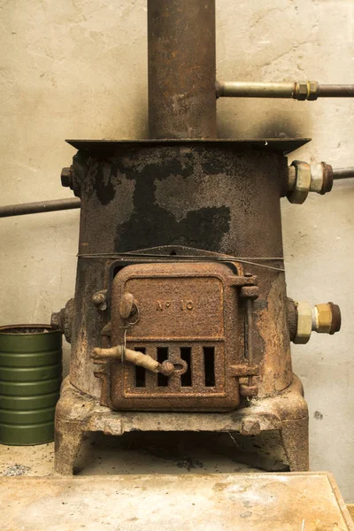 Cuisinière ou four à fusée vintage Images De Stock Libres De Droits