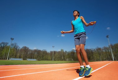 atlet dışında ip atlama