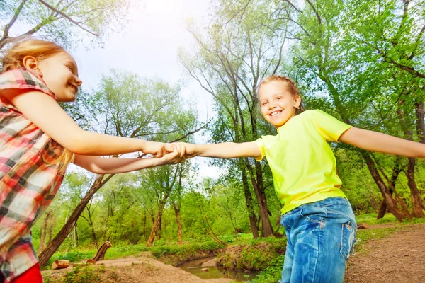 Girl helping her friend — Stock Photo, Image