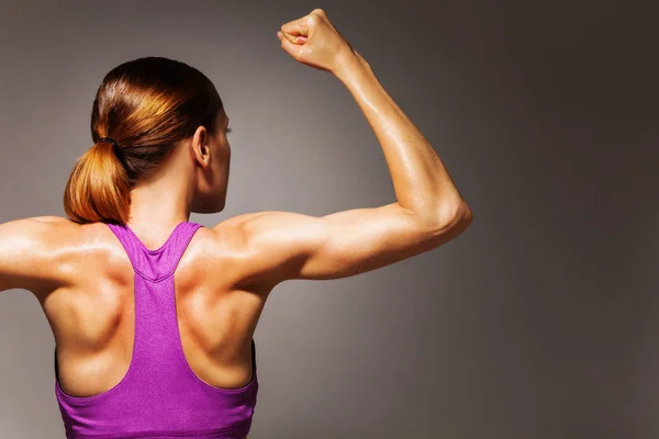 Forte allenamento donna — Foto Stock