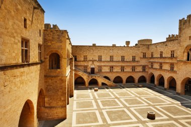 Palace Grand Master avlu