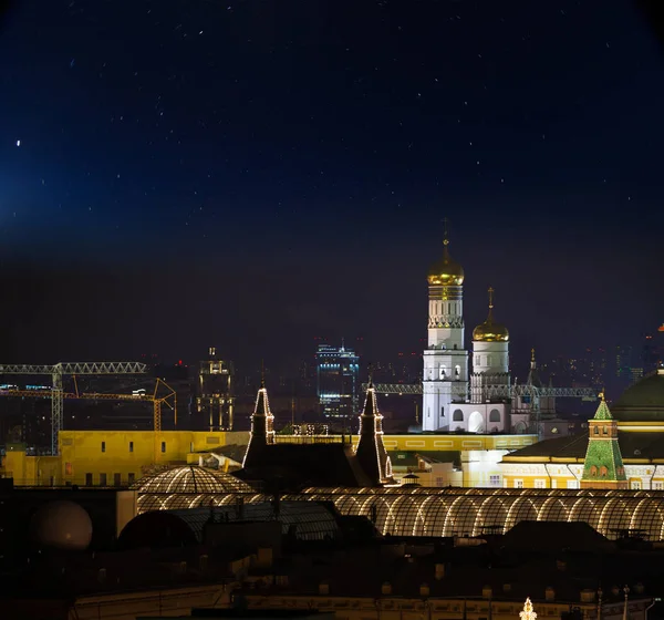 莫斯科市中心在晚上 — 图库照片