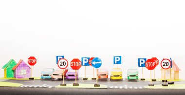 yollar el yapımı kağıt maket trafik