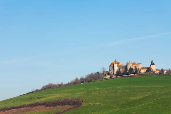 Château et champs de Châteauneuf — Photo