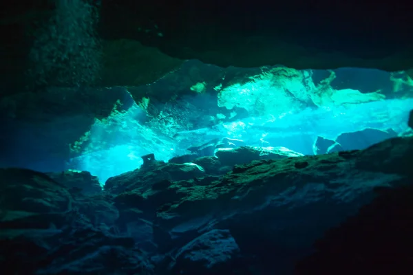 Mundo submarino del cenote Azul — Foto de Stock