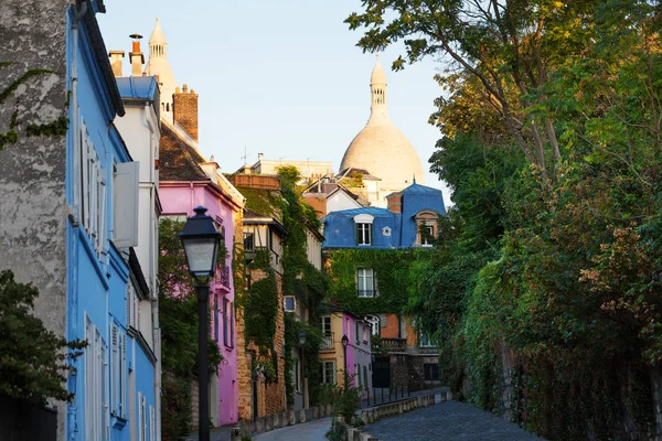 Beautiful Colorful Houses Old Paris Streets Basilica Sacred Heart Dome — Stock Photo, Image