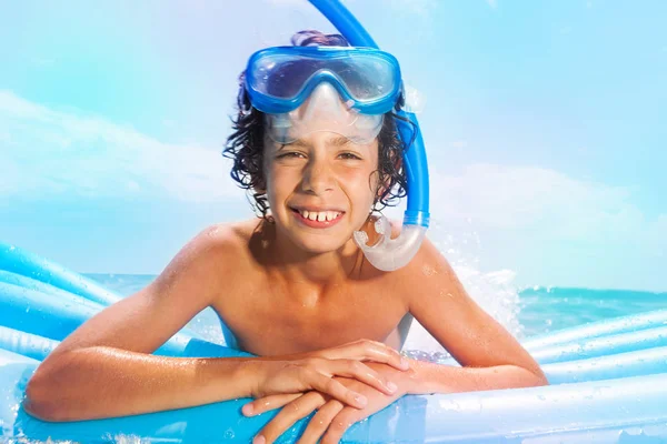 Caucásico Niño Usar Máscara Buceo Nadar Matrasa Mar Retrato Cerca —  Fotos de Stock