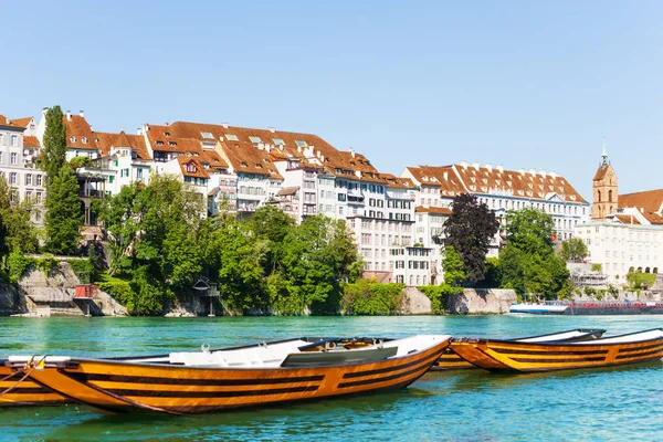 Prachtig Uitzicht Kade Van Rhine Bazel Met Houten Boten Voorgrond — Stockfoto