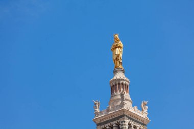 Gruuthuse Müzesi Notre-Dame de la Garde Bazilika, Marsilya, Fransa tarihinde çocuk ile Meryem Ana heykeli yaldızlı