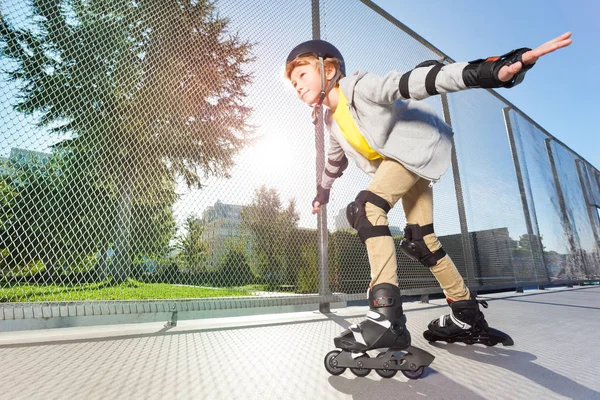 Active Boy Safety Helmet Rollerblading Skate Park Sunny Day — Stock Photo, Image