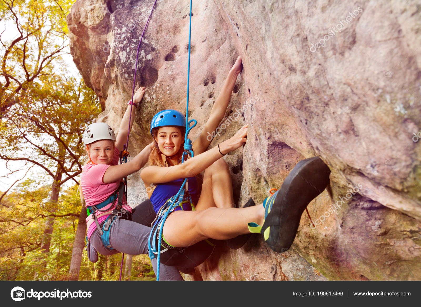 Female Rock Climbers Climbing Gear Attached Harnesses — Stock Photo