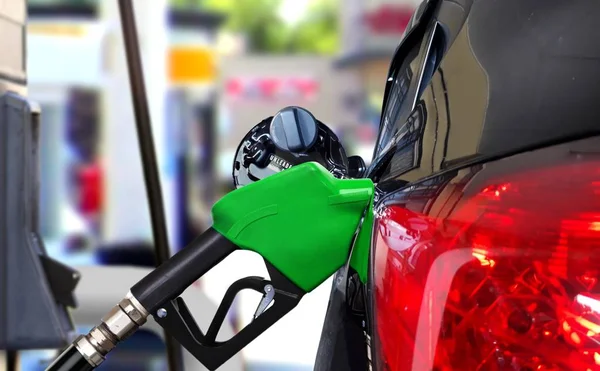 Car fueling petrol at station — Stock Photo, Image