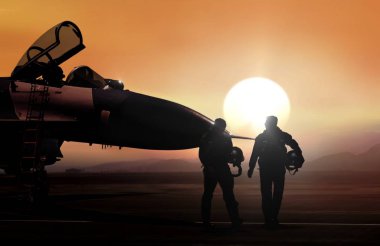 Savaş pilotu ve gün batımı sırasında askeri hava üssü bir süpersonik jet