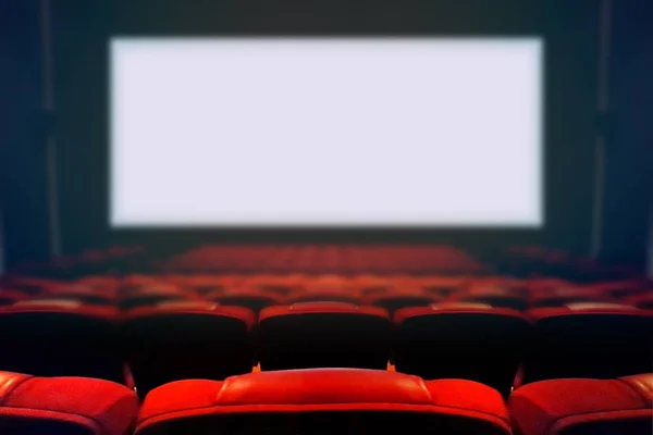 Cinéma de film vide avec écran blanc blanc — Photo