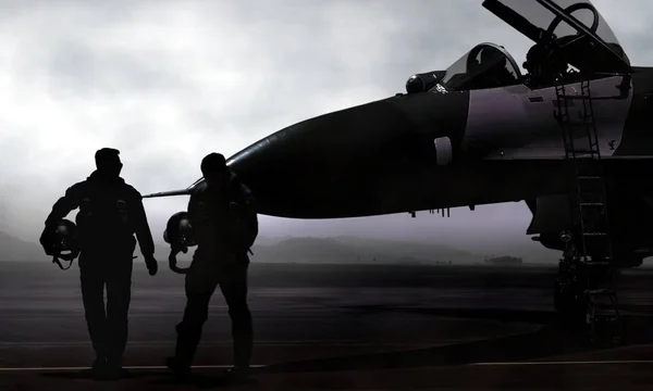 Летчик-истребитель со сверхзвуковым истребителем на военной авиабазе на рассвете — стоковое фото