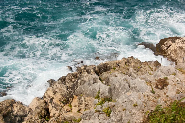 Adriatiska havet vid Rovigno, Kroatien — Stockfoto