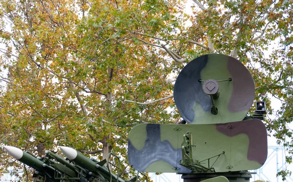 Vojenský radar, průvod, Novi Sad, Srbsko — Stock fotografie
