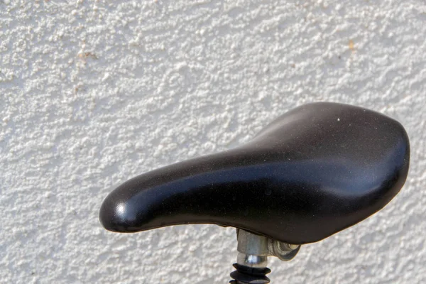 Old bicycle seat — Stock Photo, Image