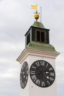 Petrovaradin kale sarhoş saati