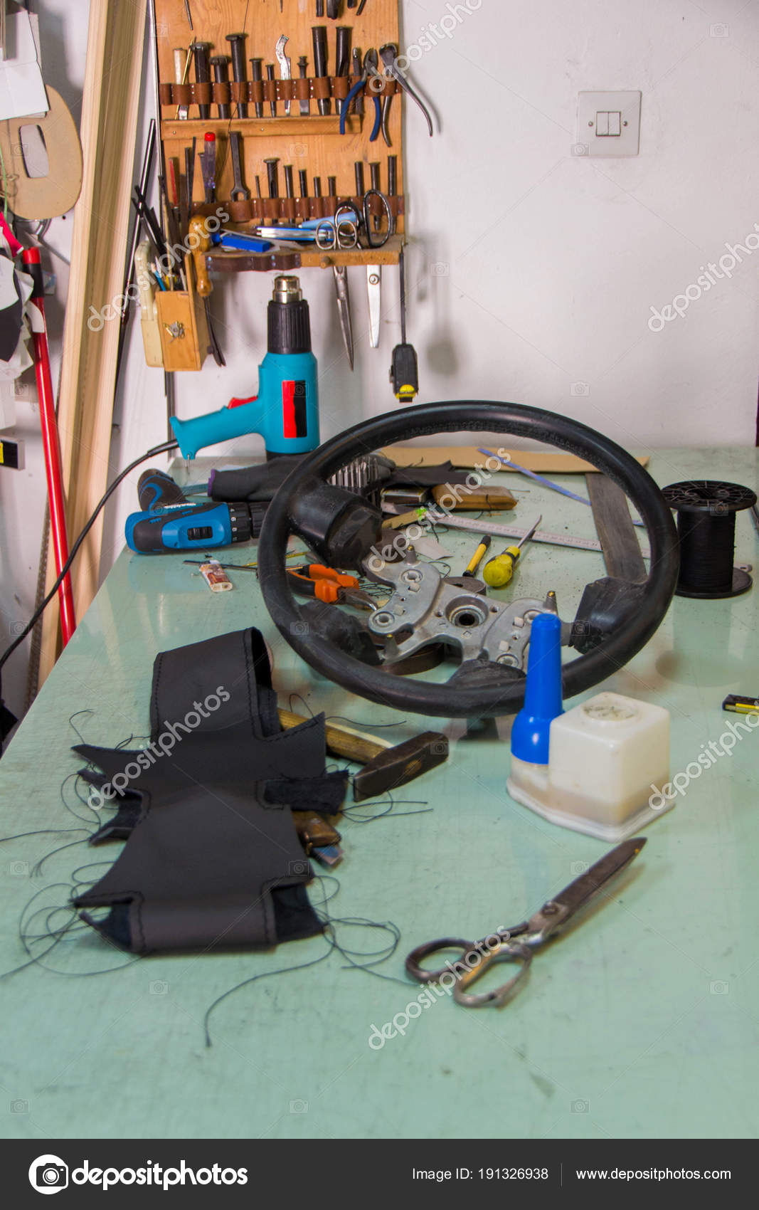 Leather craft or leather working an steering wheels — Stock Photo