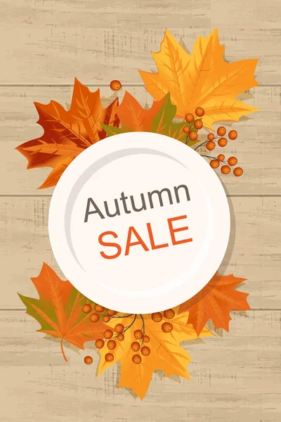 Sarı yapraklar ve ahşap arka plan üzerinde Satılık çerçeve yazı ile sonbahar arka plan.