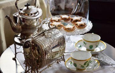 Masada çay saati sofra sahnesi