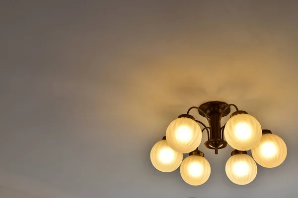 Tavanda Turuncu Işıklandırma Manzarası — Stok fotoğraf