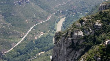 Dağ taş görünümü