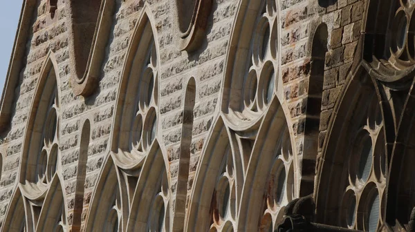Sagrada Familia pencere süsler