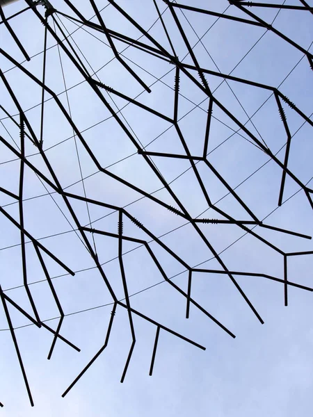 Supertree mavi gökyüzü üzerinde