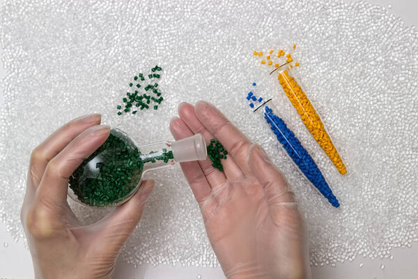 Полимерный краситель. Колорант для пластика. Пигмент в гранулах
.