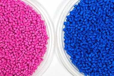Polimer boya. Renklendirici plastikler için. Pigment granülleri.