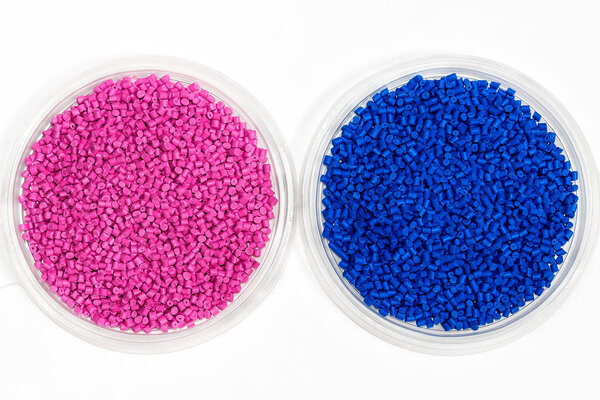Polymeric dye. Colorant for plastics. Pigment in the granules.