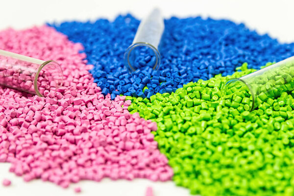 Polymeric dye. Colorant for plastics. Pigment in the granules.