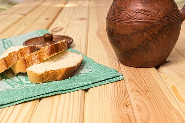 Leite e pão . — Fotografia de Stock