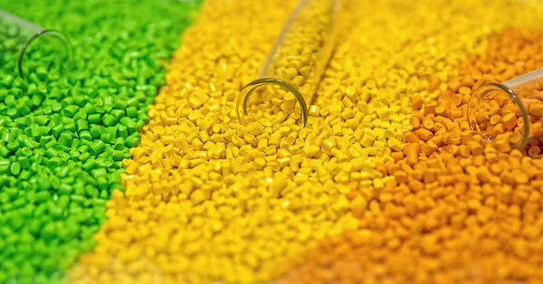 Polimer boya. Renklendirici plastikler için. Pigment granülleri.