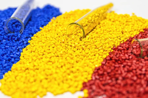 Polymeric dye. Colorant for plastics. Pigment in the granules. — Stock Photo, Image