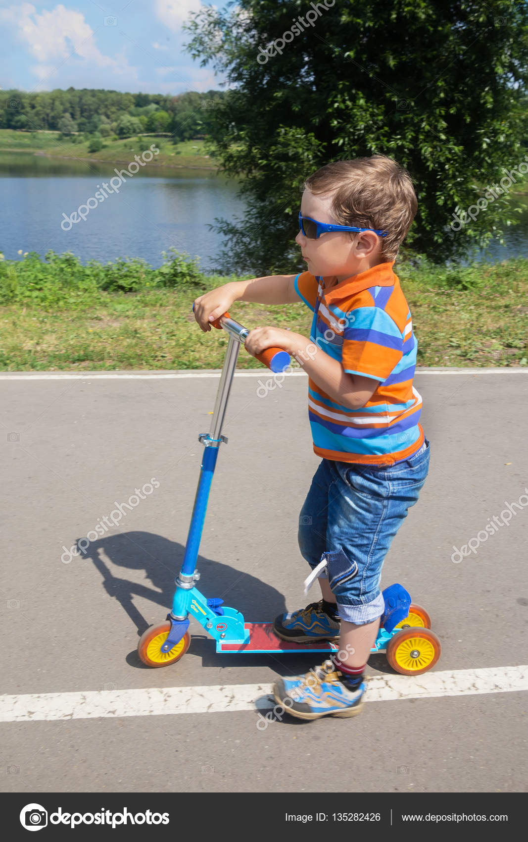 Little boy scooter outlet