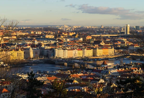 Vue de Prague depuis la colline Pershinsky — Photo