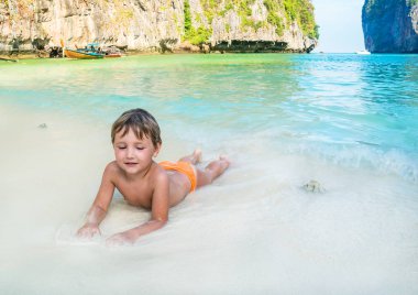 Çocuk Tayland Phuket Beach