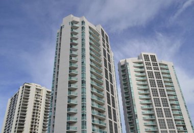 Kat mülkiyeti Towers güneşli Islesflorida de