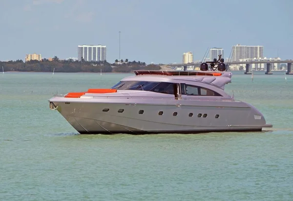 Silver Motor Yacht — Stock Photo, Image