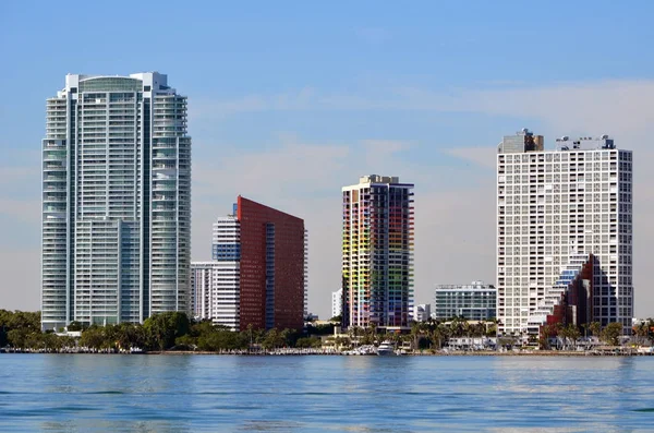 Brickel Avenue Skyline Lussuoso Condominio Torre Sulle Rive Della Baia — Foto Stock