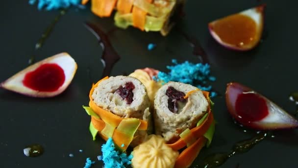 Closeup panorama up at trendy decorated vegetable rolls stuffed with minced meat — Stockvideo