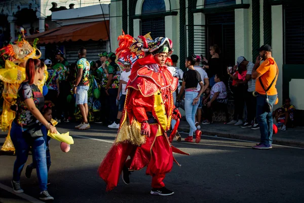 Concepción Vega República Dominicana Febrero 2020 Persona Vestida Naranja Pasa — Foto de Stock