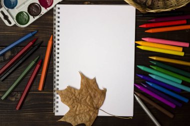 Okul için sonbahar, okul başlangıcı. Arka plan, set