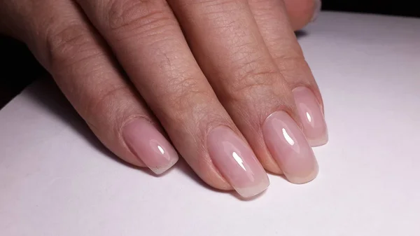 Que Mulheres Querem Claro Manicure Agradável — Fotografia de Stock