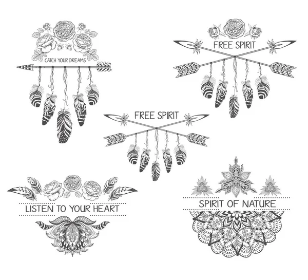 Conjunto de diseño boho dibujado a mano con mandala, flecha, plumas y rosas . — Vector de stock