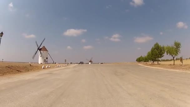 Tour du moulin à vent Mota Del Cuervo 01 — Video