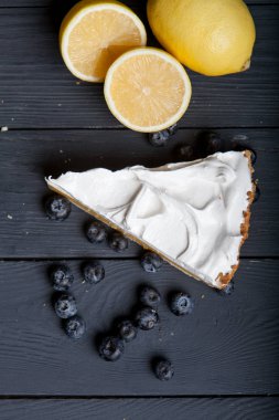 limonlu kek limon ve yaban mersini